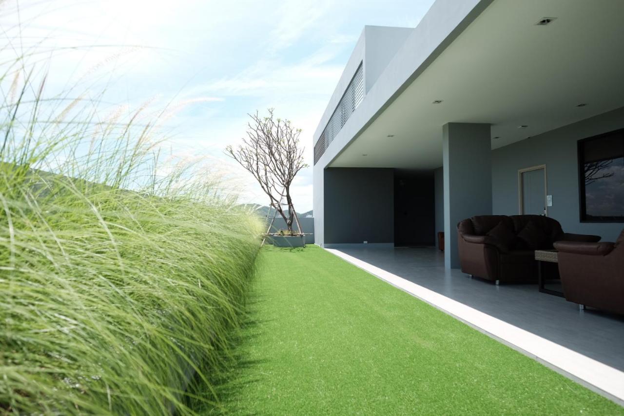Maleesa Place Hua Hin Exterior photo